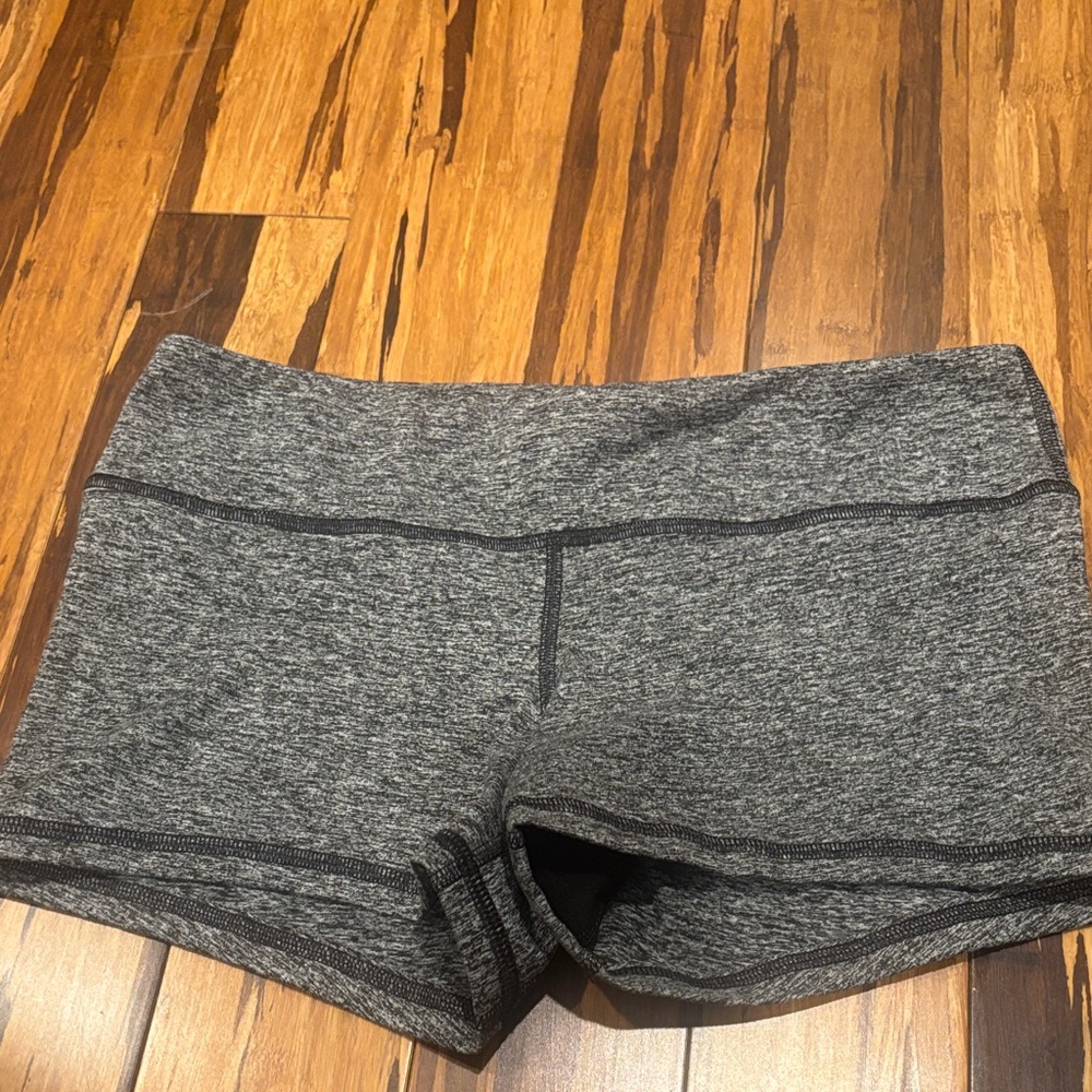 Fleo Heather Gray Women's Athletic Shorts